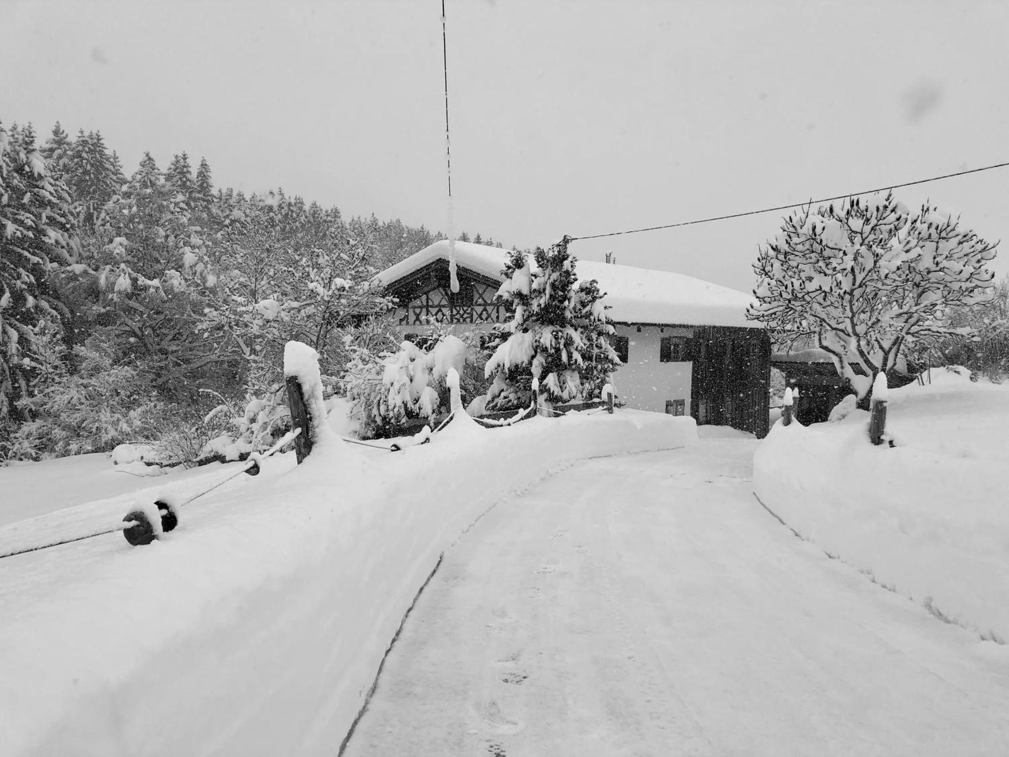 Вилла Landsitz Rocky Docky Niedersonthofen Экстерьер фото